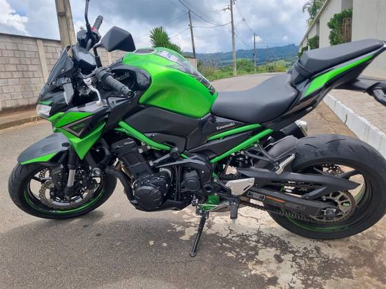 KAWASAKI Z900 KAWASAKI Z900